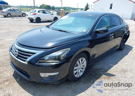 2013 Nissan Altima 2.5 S z USA, uszkodzony, nr VIN 1N4AL3AP5DC272112